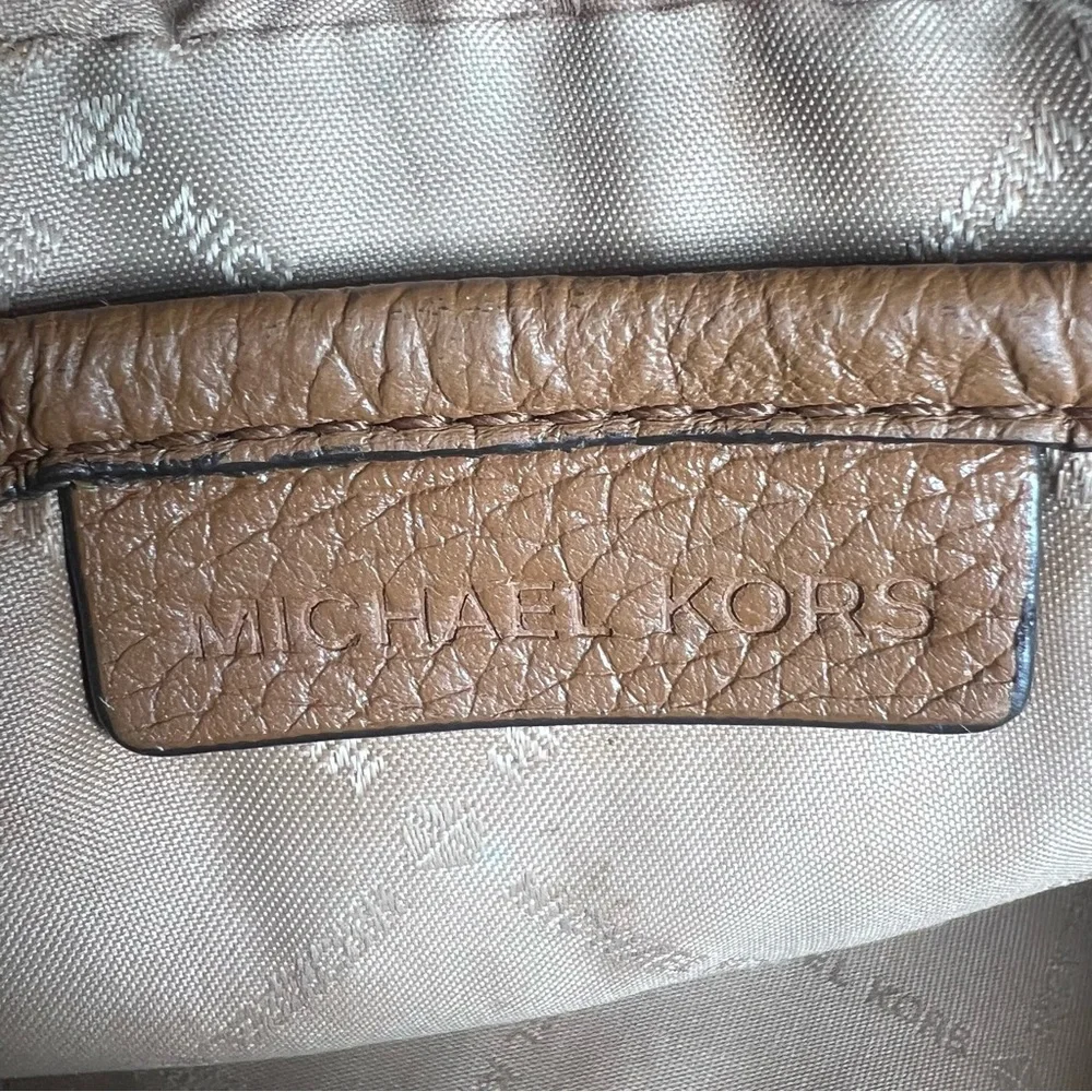 Michael Kors Jet Set Camera Crossbody Bag Brown Great Condition - Picture 7 of 13